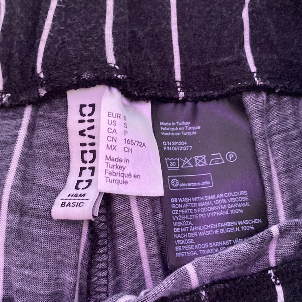 H&M flowy striped pants - Picture 2 of 3